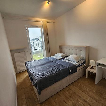 First -- Green Zoliborz Apartment 2 วอร์ซอ ภายนอก รูปภาพ