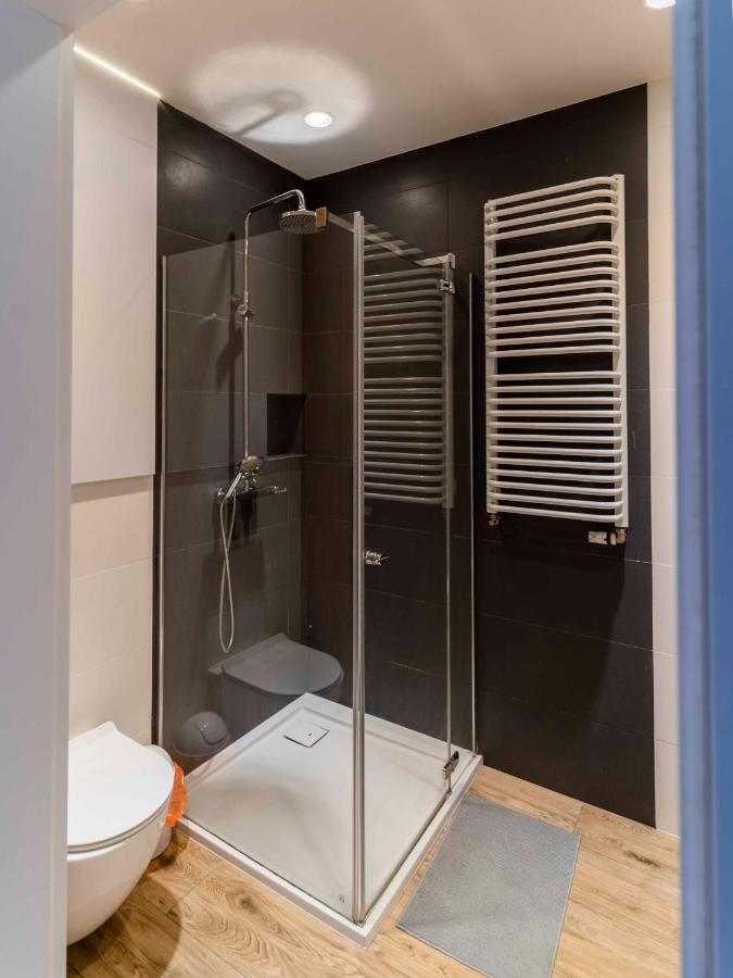 First -- Green Zoliborz Apartment 2 วอร์ซอ ภายนอก รูปภาพ