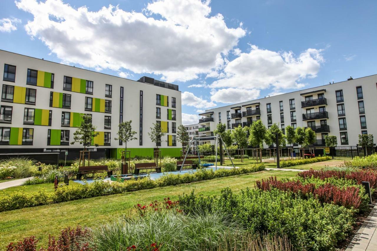 First -- Green Zoliborz Apartment 2 วอร์ซอ ภายนอก รูปภาพ