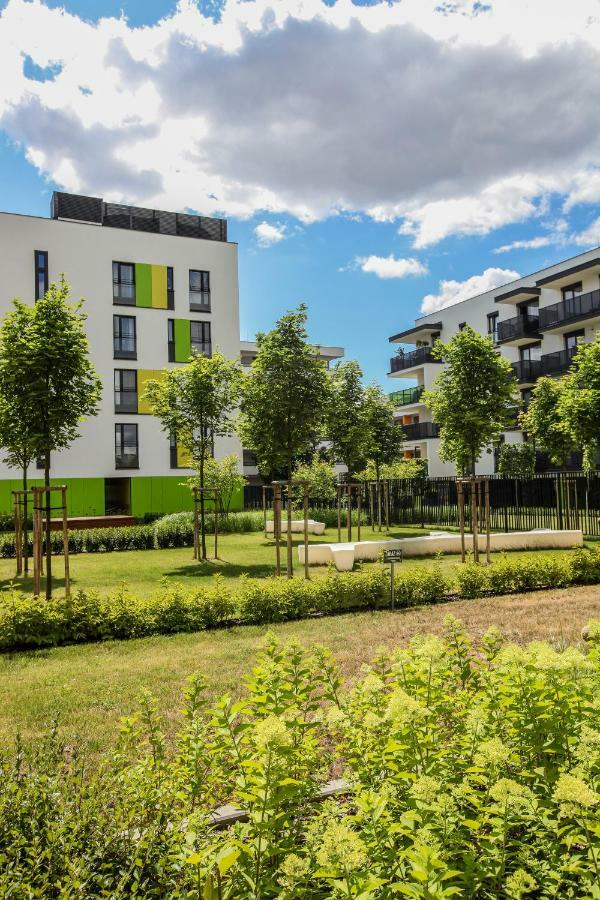 First -- Green Zoliborz Apartment 2 วอร์ซอ ภายนอก รูปภาพ